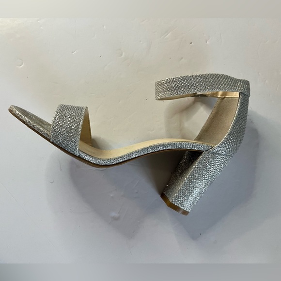 DB Studio Silver Glitter Block Heel Ankle Strap Sandals Size 7 - Picture 4 of 10
